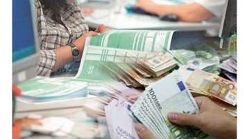 Φόροι 1,8 δισ. ευρώ πρέπει να πληρωθούν σε τέσσερις ημέρες 720_118347_e9816b9aa5-8cba48d6f590c651
