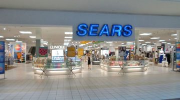 ΗΠΑ: Αίτηση πτώχευσης κατέθεσε η εταιρεία Sears με 90.000 υπαλλήλους