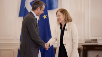 Κυριάκος Μητσοτάκης κατά τη συνάντηση με την την Αντιπρόεδρο της Ευρωπαϊκής Επιτροπής Věra Jourová,