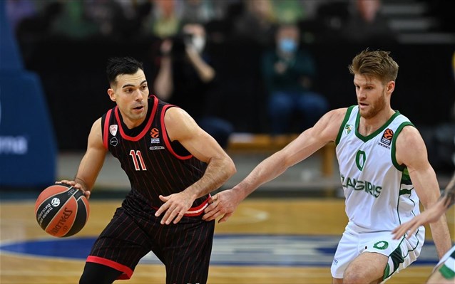 Euroleague: "Κόκκινη" αυτοκτονία στο Κάουνας