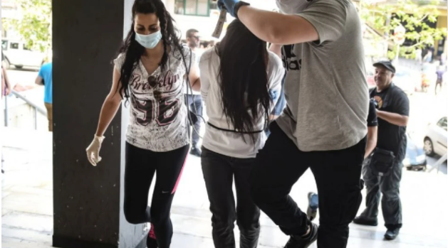 Για πλημμελήματα καταδικάστηκαν οι υπόλοιποι κατηγορούμενοι Ένοχη για ανθρωποκτονία από πρόθεση με ενδεχόμενο δόλο κρίθηκε από το Μικτό Ορκωτό Δικαστήριο Θεσσαλονίκης η εικοσιεπτάχρονη που οδηγούσε το μοιραίο αυτοκίνητο, το οποίο πέρασε πάνω από τον Βούλγαρο οπαδό Τόσκο Μποζατζίσκι, με αποτέλεσμα τον θάνατό του, έπειτα από επίθεση που είχε προηγηθεί από οπαδούς του ΠΑΟΚ. Αντίθετα, σύμφωνα με την ίδια απόφαση, ο σαρανταεννιάχρονος σύντροφος της κρίθηκε αθώος για την πράξη της ηθικής αυτουργίας σε ανθρωποκτονία και καταδικάστηκε για τα πλημμελήματα της συμπλοκής και της διατάραξης κοινής ειρήνης. Για τις ίδιες πράξεις (διατάραξη και συμπλοκή) κρίθηκαν ένοχοι και άλλοι πέντε από τους οκτώ κατηγορούμενους (ηλικίας 25 έως 28 ετών). Ένας κρίθηκε ένοχος για συνέργεια στις δύο αυτές πράξεις. Η διαδικασία βρίσκεται στο στάδιο της αίτησης ελαφρυντικών, για τα οποία θα αποφανθεί εν συνεχεία το δικαστήριο, πριν εκδώσει την απόφαση για το ύψος των ποινών. Η απόφαση επί της ενοχής της εικοσιεπτάχρονης ελήφθη κατά πλειοψηφία και κατά μετατροπή της κατηγορίας από ανθρωποκτονία εκ προθέσεως με δόλο, σε ενδεχόμενο δόλο (διώκεται σε βαθμό κακουργήματος). Η απόφαση επί της ενοχής των υπολοίπων κατηγορουμένων ήταν ομόφωνη.