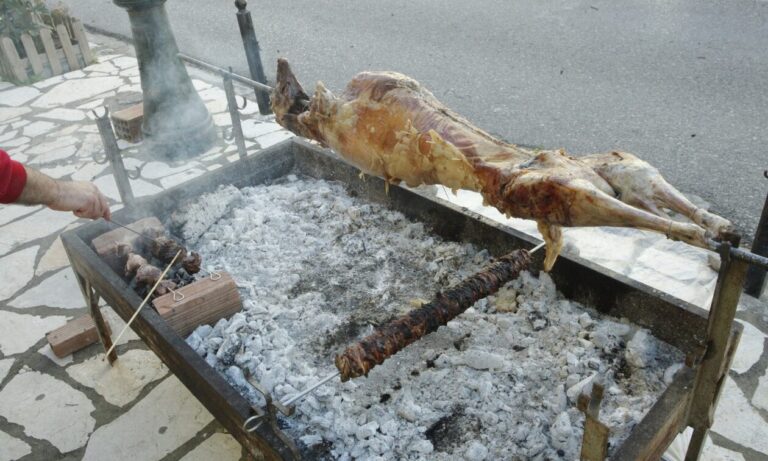 καιρός αρνί οβελίας