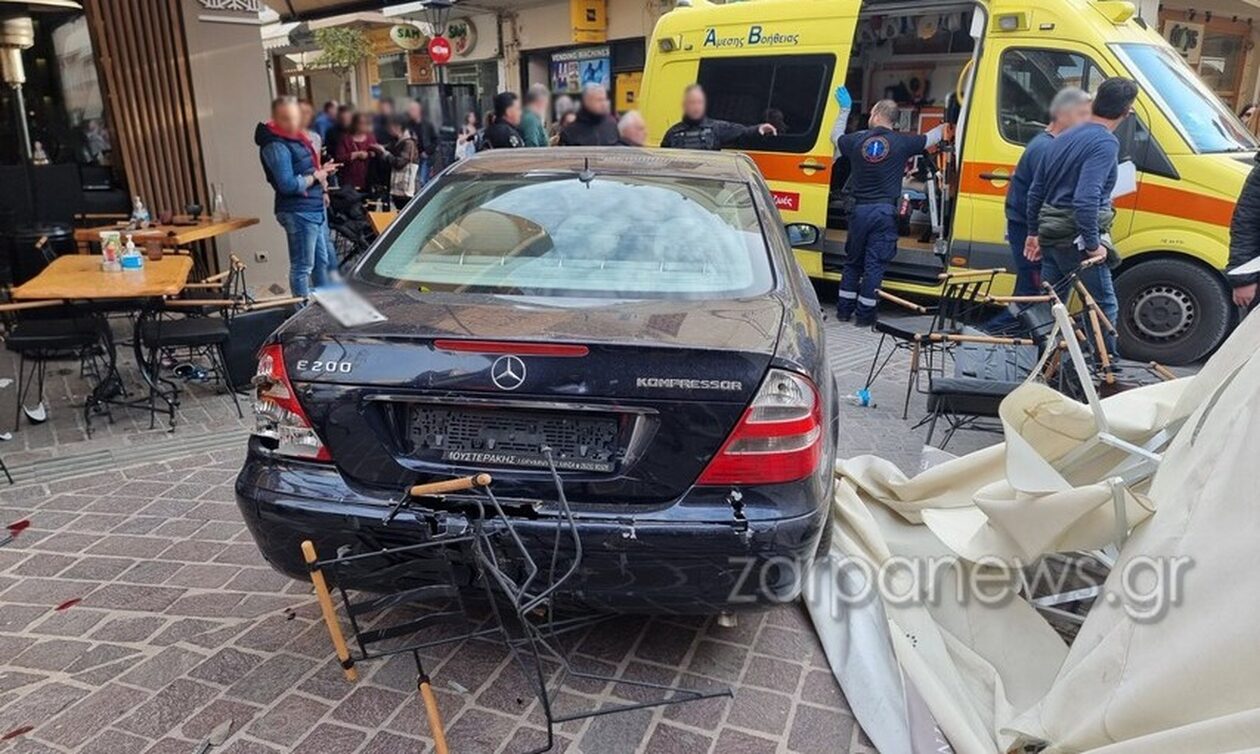 Χανιά: Αυτοκίνητο έπεσε πάνω σε καφετέρια - Δύο τραυματιές
