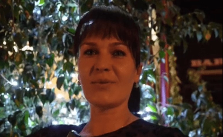 Scorpios Bar: Απολύθηκε η γυναίκα που έκανε viral το μαγαζί - Η αντιζηλία με την ιδιοκτήτρια και η αναγνωρισιμότητα