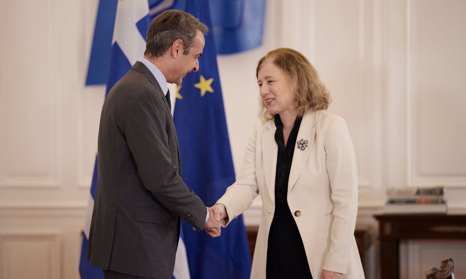 Κυριάκος Μητσοτάκης κατά τη συνάντηση με την την Αντιπρόεδρο της Ευρωπαϊκής Επιτροπής Věra Jourová,