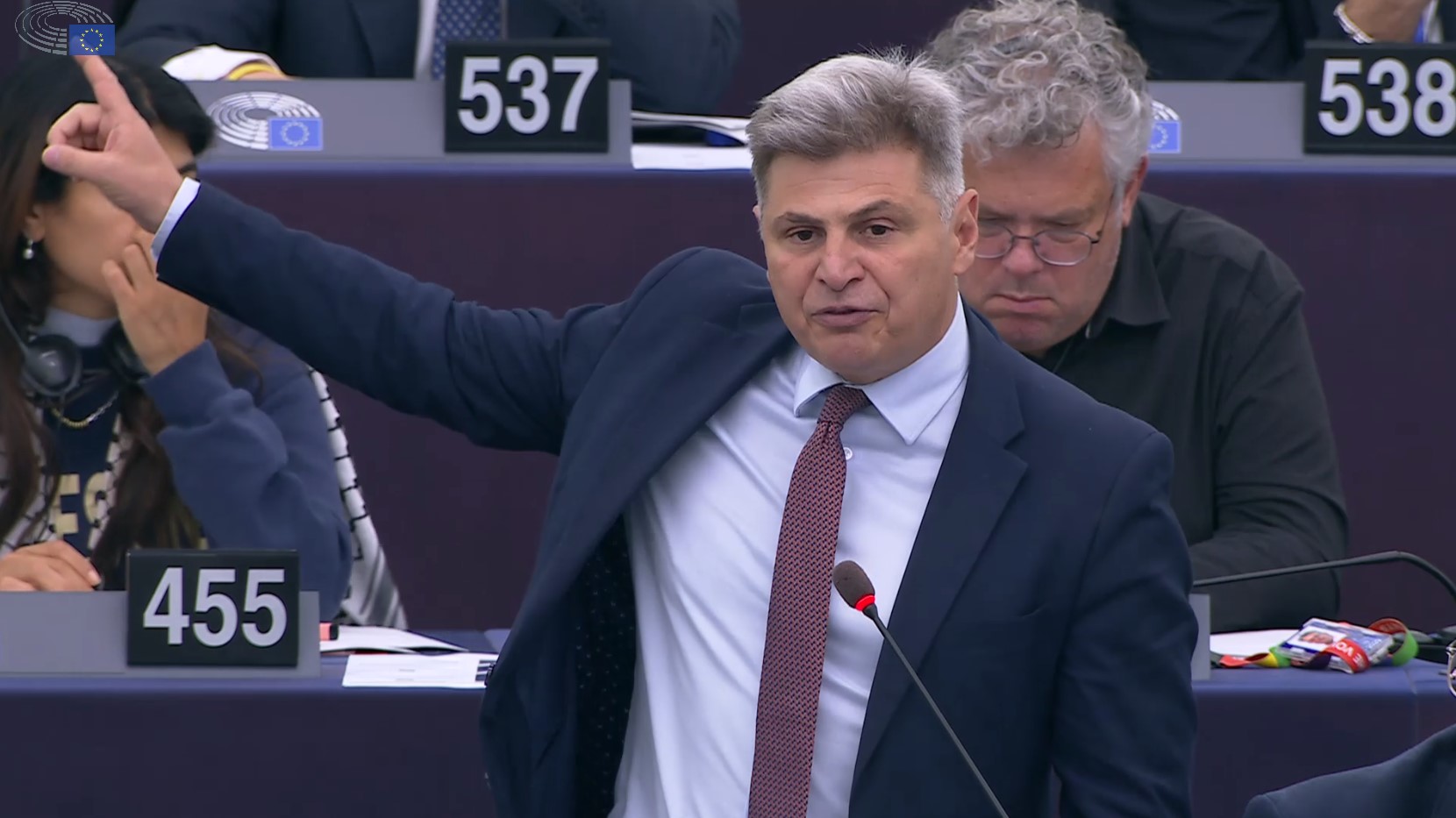 Νικόλας Φαραντούρης