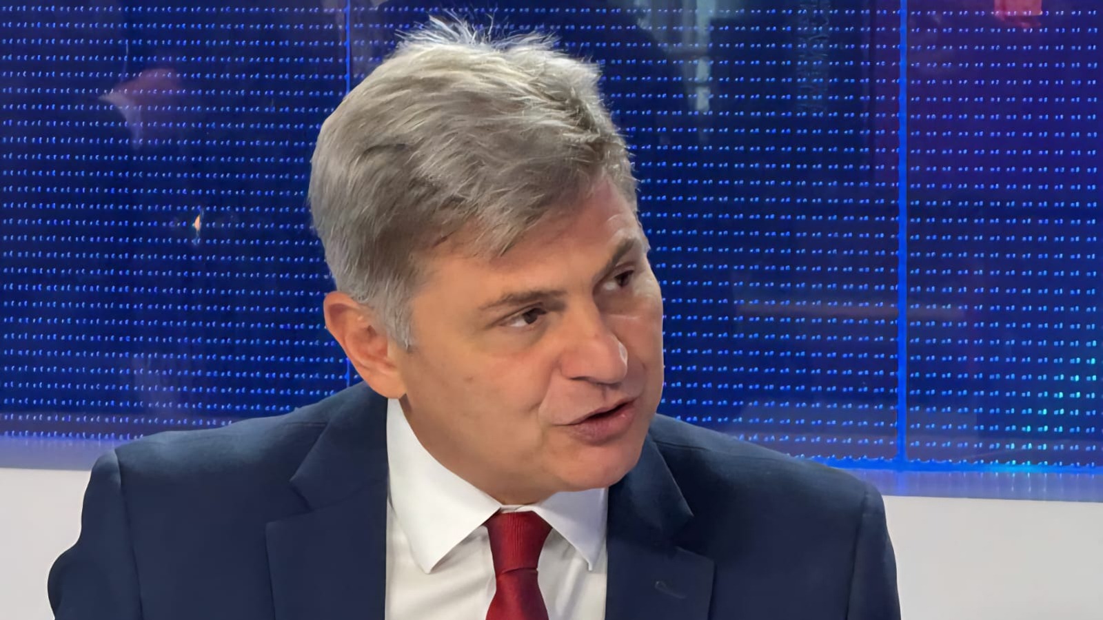 Νικόλας Φαραντούρης,