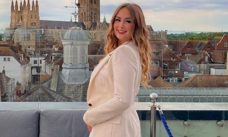 βασίλισσα ομορφιά