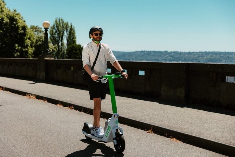 Το νέο ηλεκτρικό πατίνι της Lime, GEN4.1 E-Scooter,