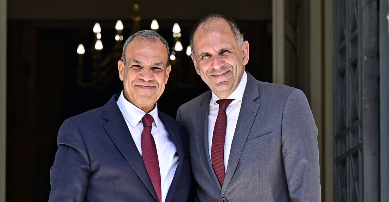 Επικοινωνία Γεραπετρίτη με τον Αιγύπτιο ομόλογό του μετά την κύρωση του παράνομου τουρκολιβυκού μνημονίου από τη Βεγγάζη