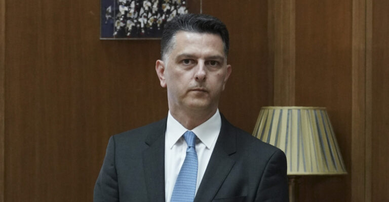 Μιχάλης Μπεκίρης