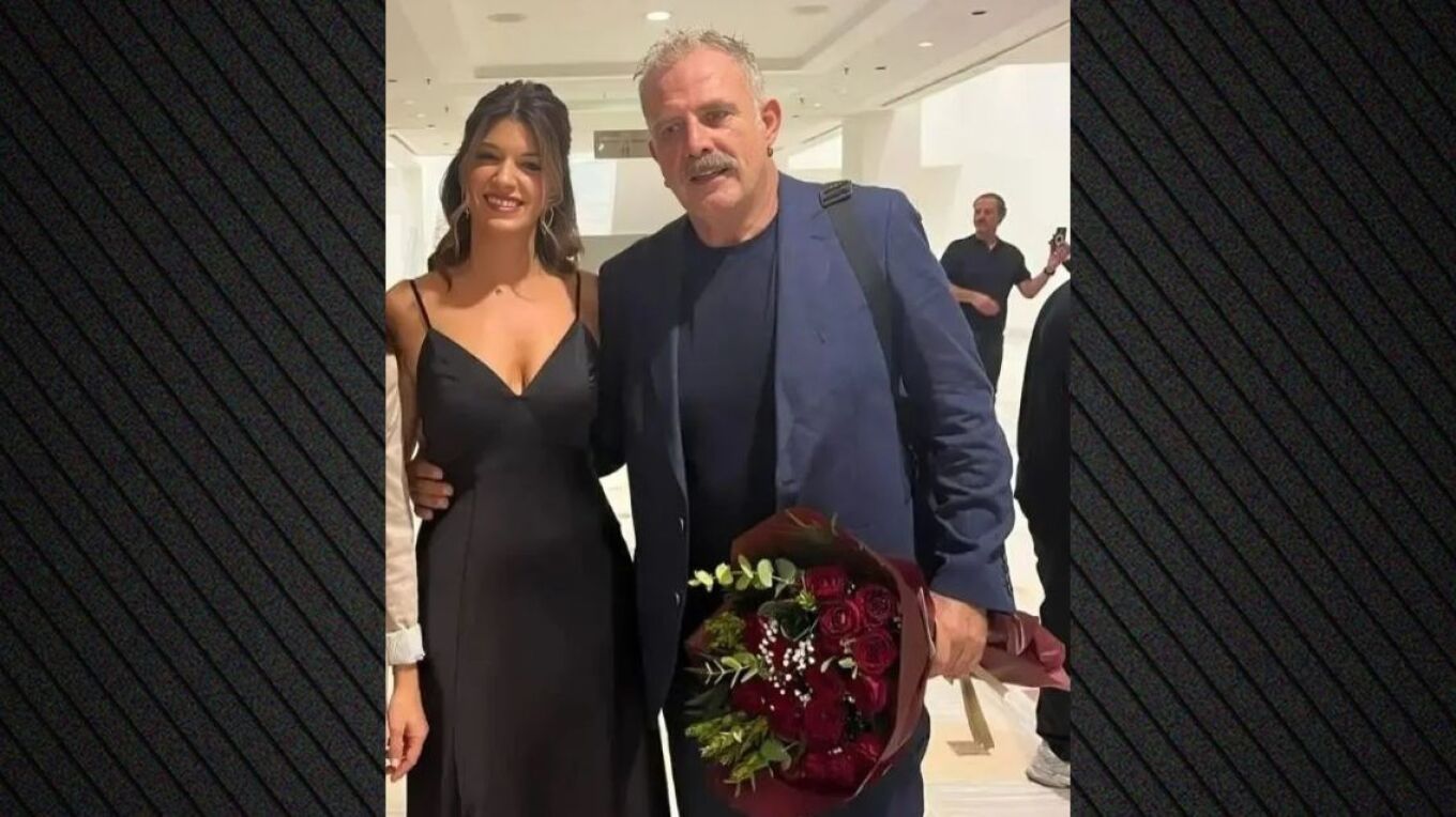 Πασχάλη Τσαρούχα , Αίτνα , Κατερίνα Νοτοπούλου