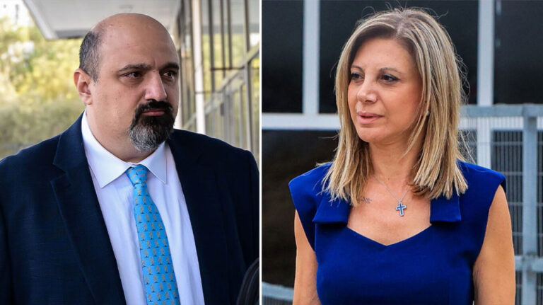 Τριαντόπουλος κατά Καρυστιανού